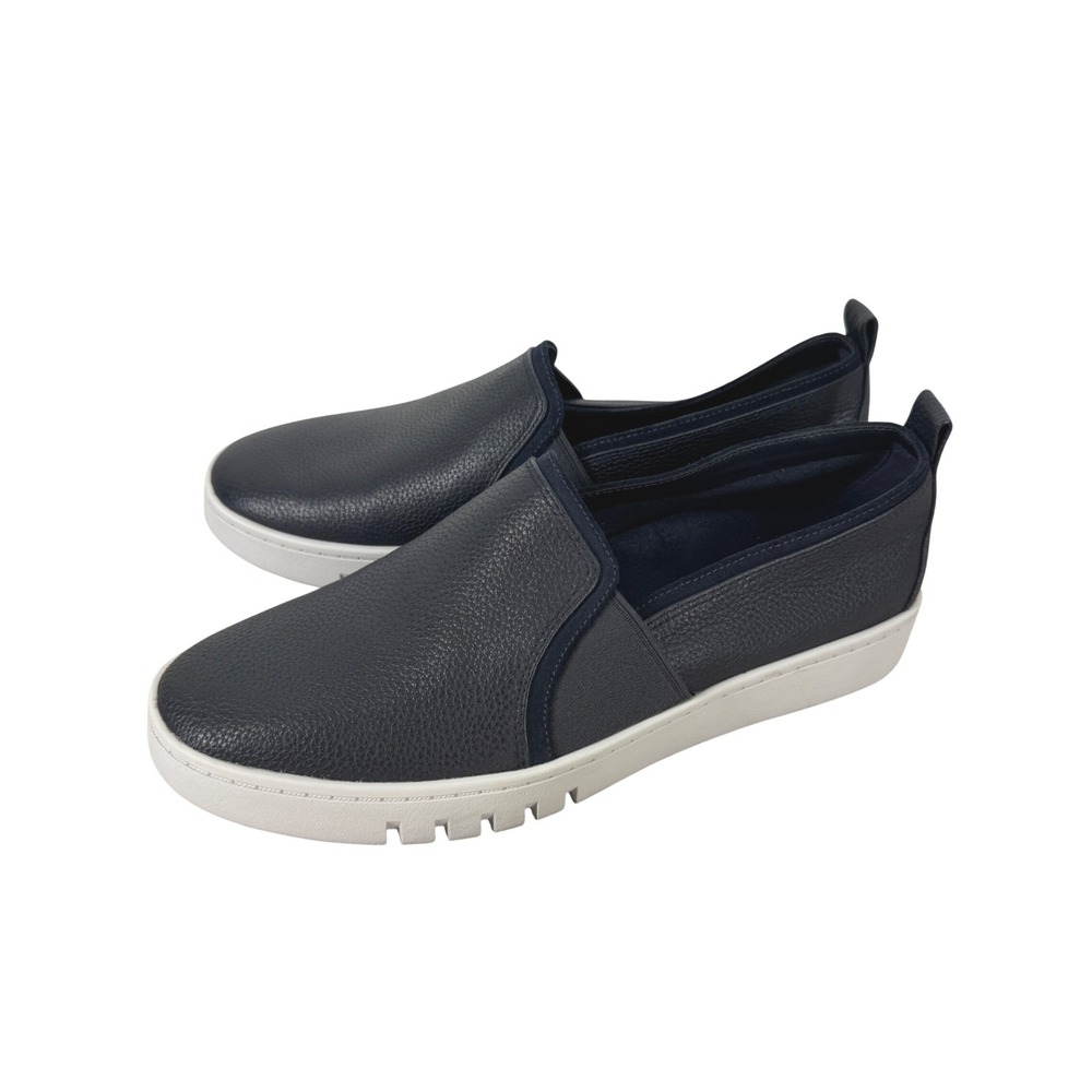 Vionic Cambria Navy Blue Pebbled Leather Slip On Sneakers Womens 8 Wide Preppy
